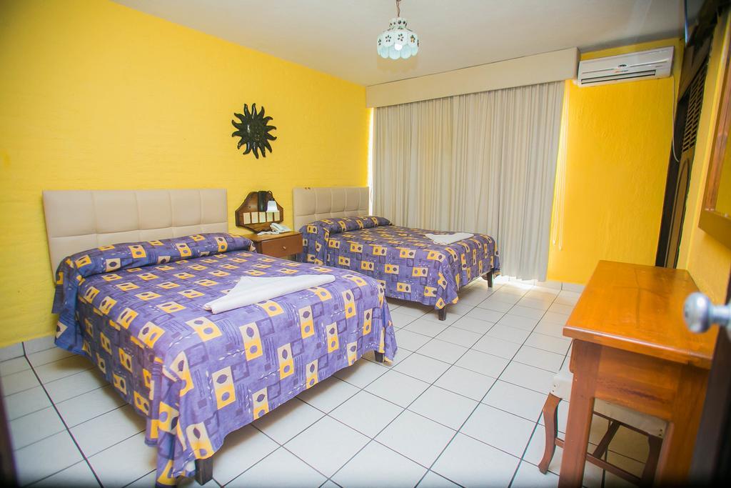Hotel Estancia San Carlos Guayabitos 린콘 데 구아야비토스 외부 사진